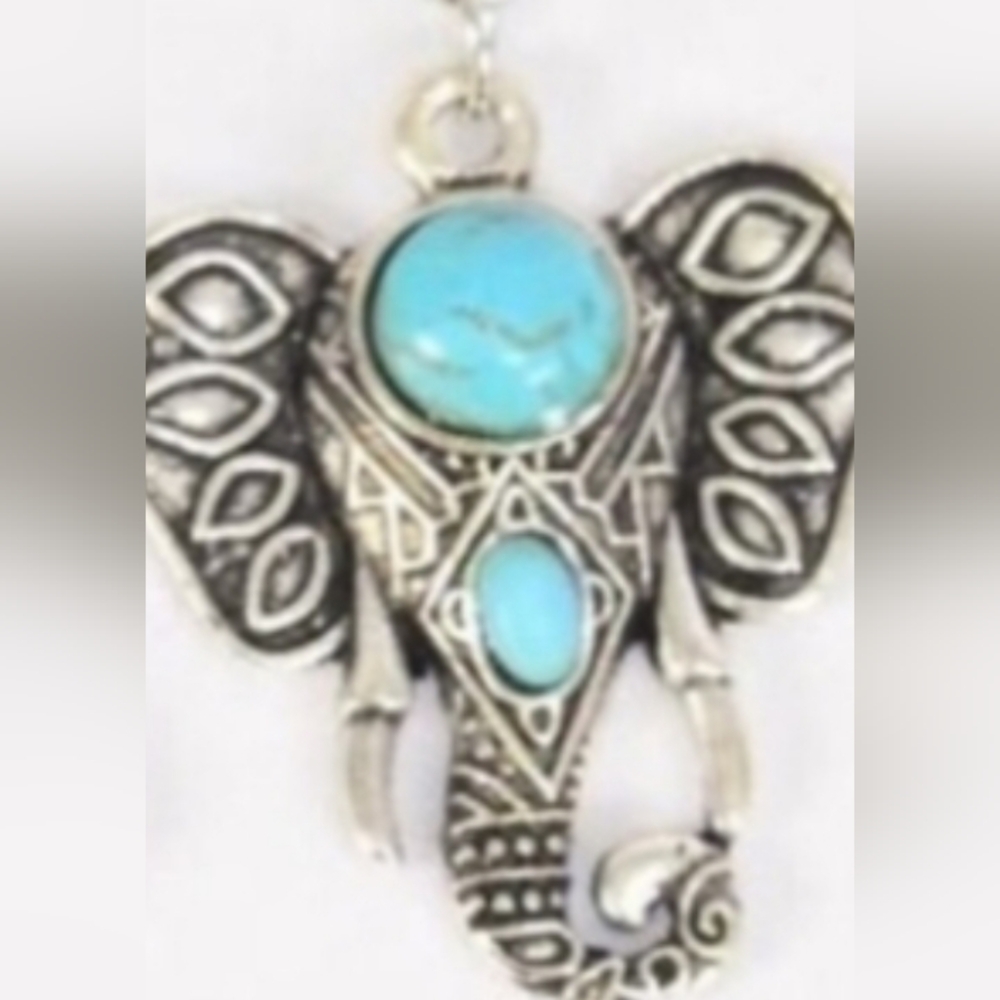 ELEPHANT Necklace Blue Stone Pendant Vintage look Silver pl NEW in pkg. Unisex